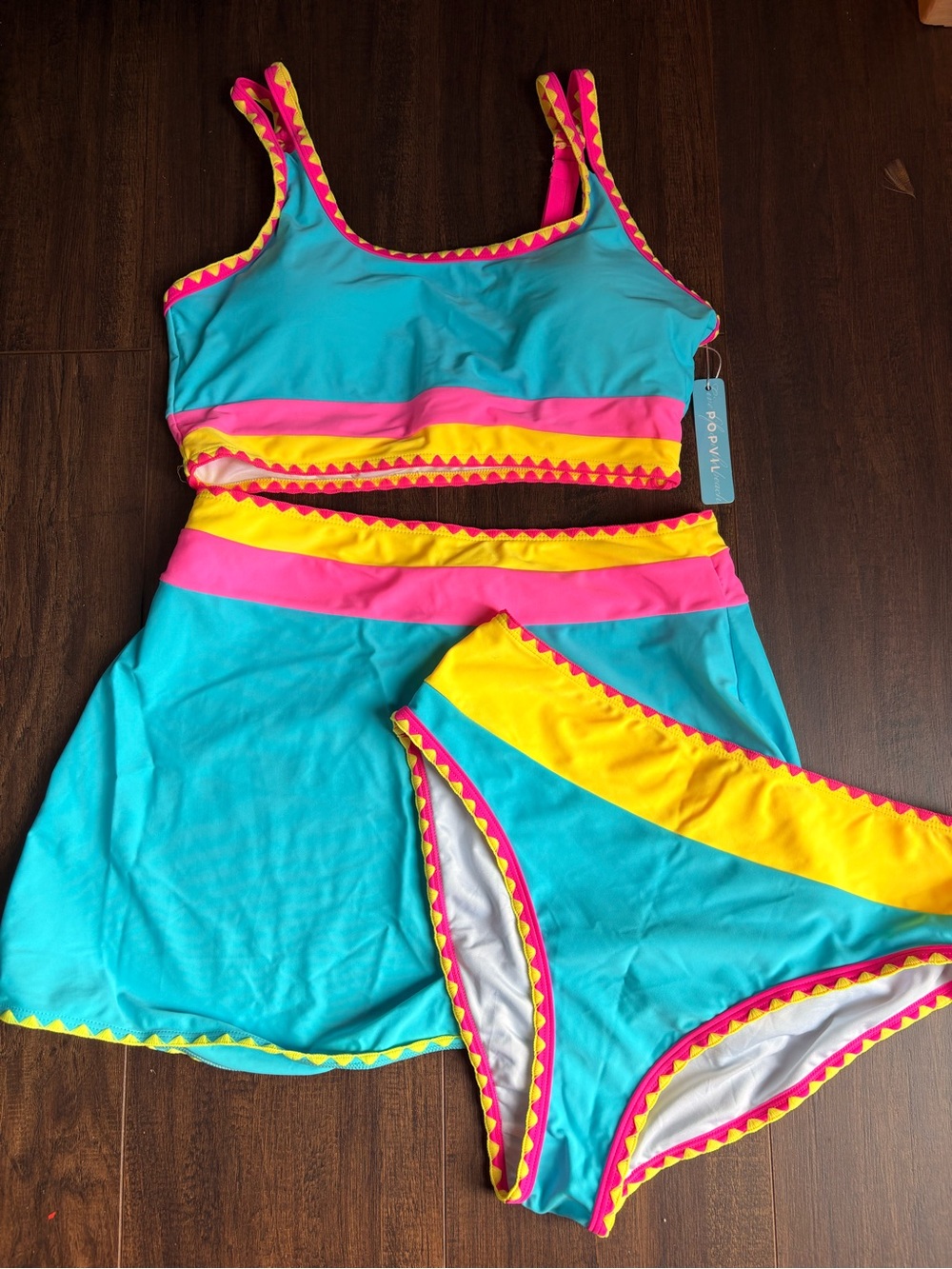 Popvil women’s 3 piece size large swimsuit.  New with tags.